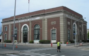 bank in holyoke